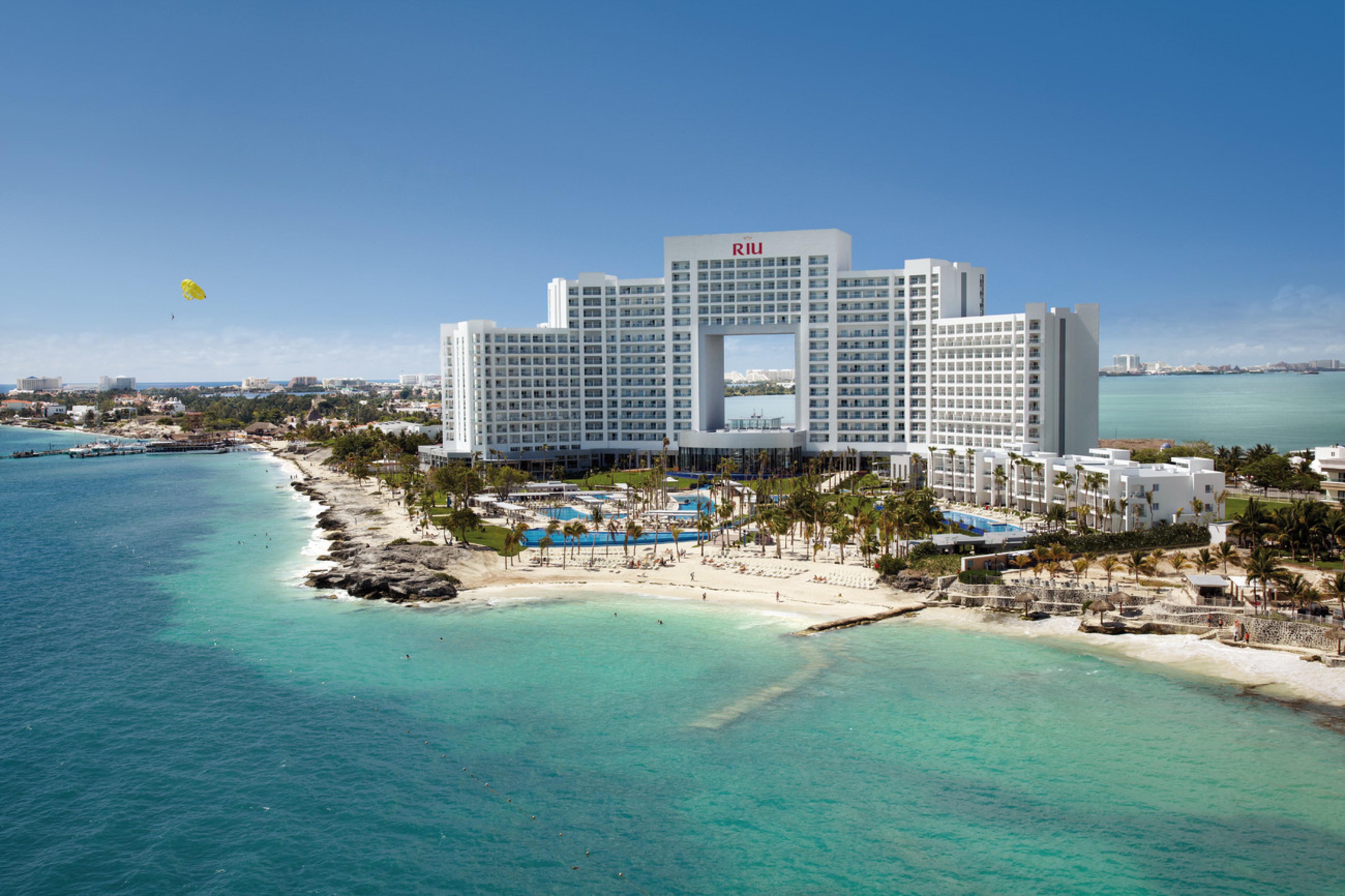 HOTEL RIU PALACE PENINSULA CANCUN 5* (Mexico) - from C$ 150 | iBOOKED